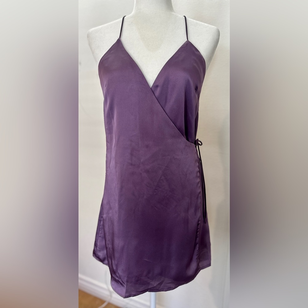Solaris style flattering tie dress